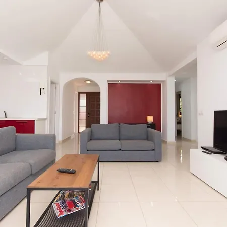 San Andres 11 - Three Bed Appartement